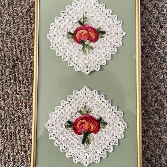 Vintage Professionally Framed Crochet Doilies Shabby Chic - Picture 8 of 11